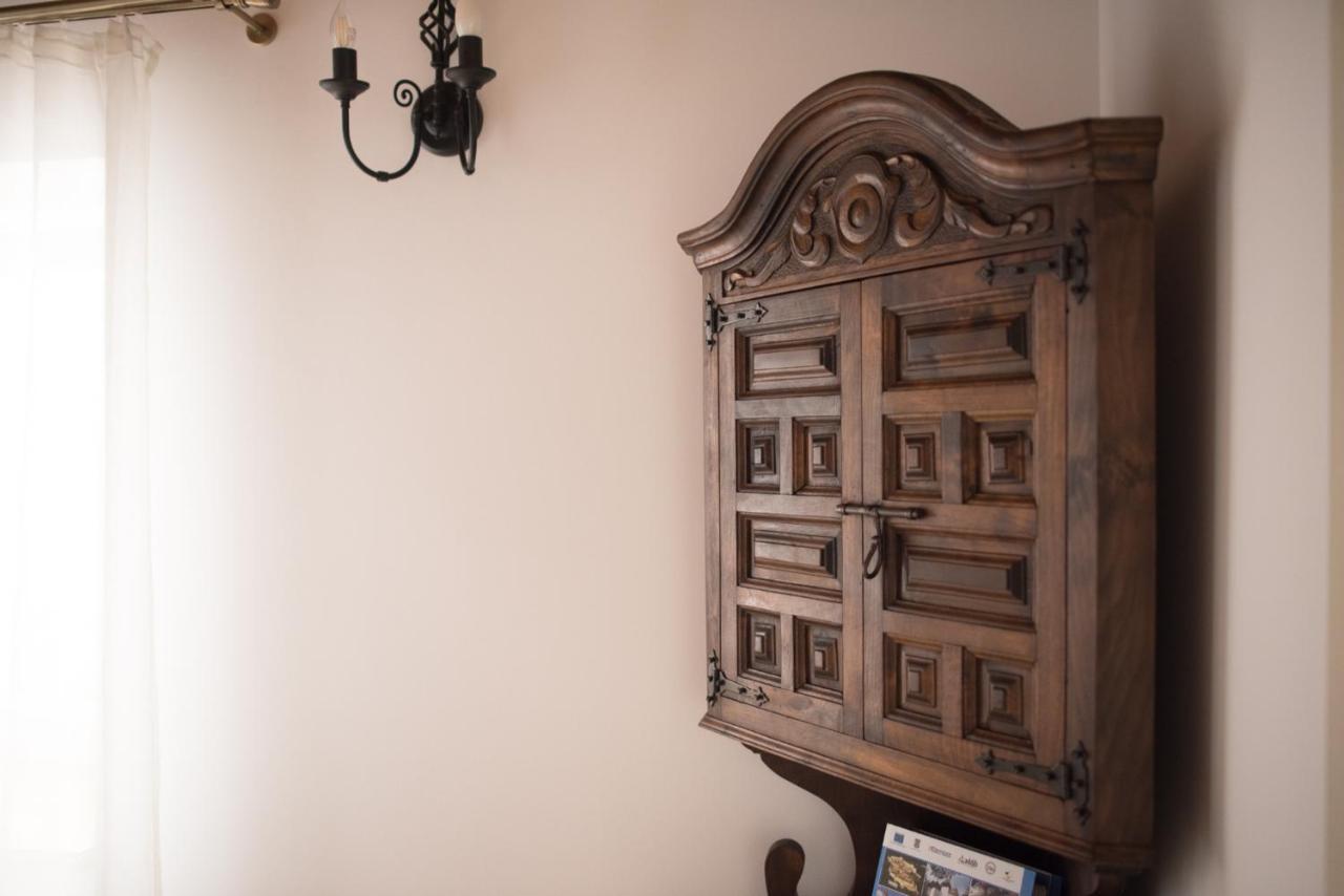 Crown Of Karolina Apartment Brasov Ngoại thất bức ảnh