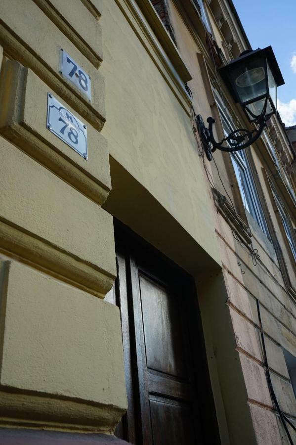 Crown Of Karolina Apartment Brasov Ngoại thất bức ảnh