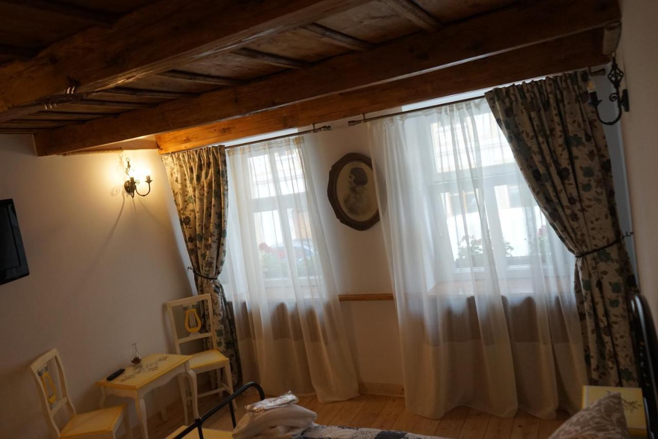 Crown Of Karolina Apartment Brasov Ngoại thất bức ảnh