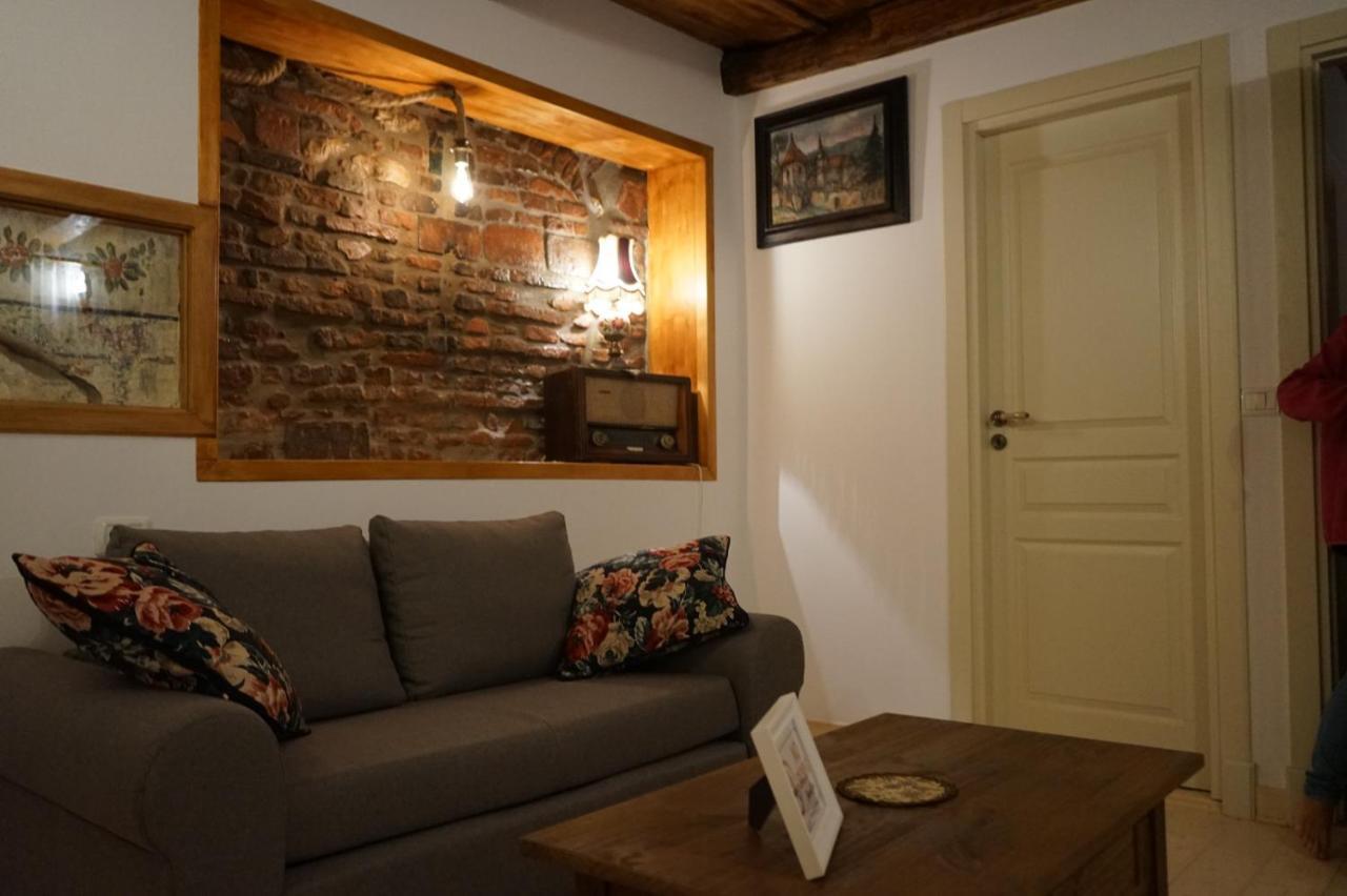 Crown Of Karolina Apartment Brasov Ngoại thất bức ảnh